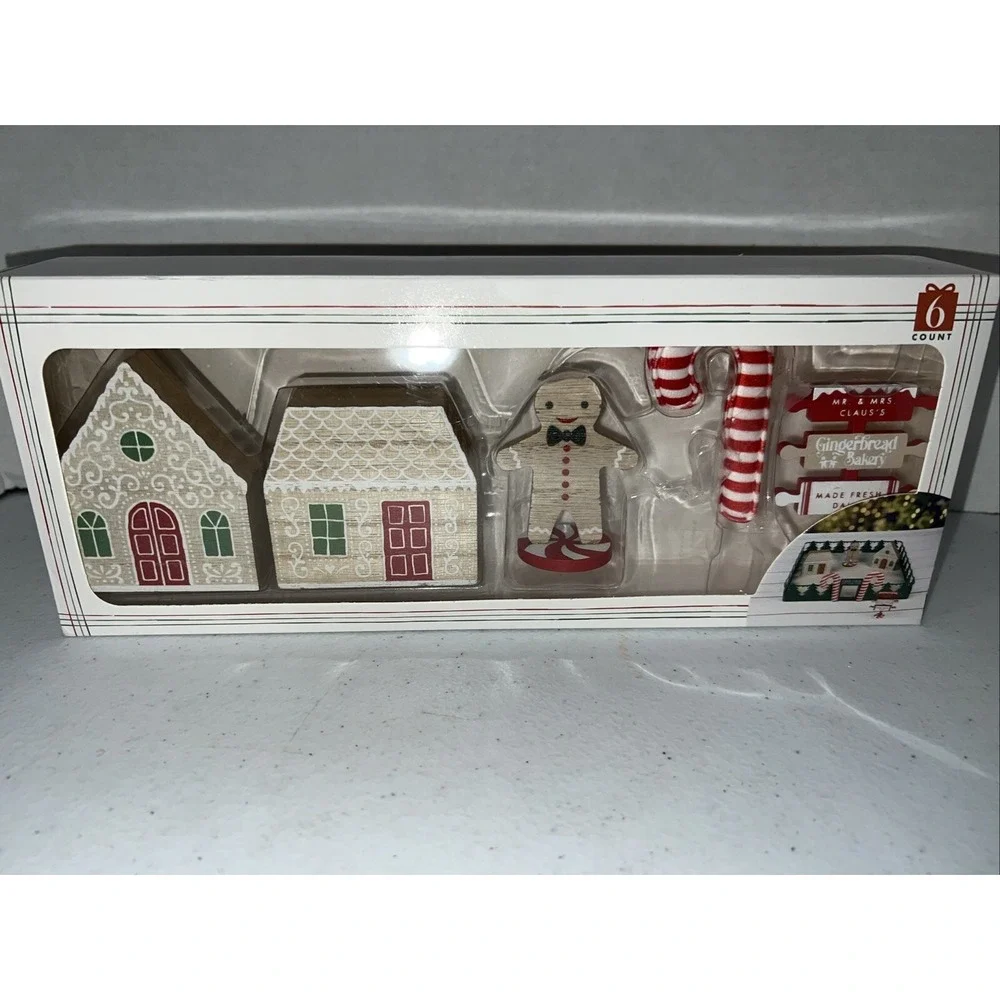 Target Bullseye Playground Gingerbread Christmas Mini Figures 6 Ct NEW 2023